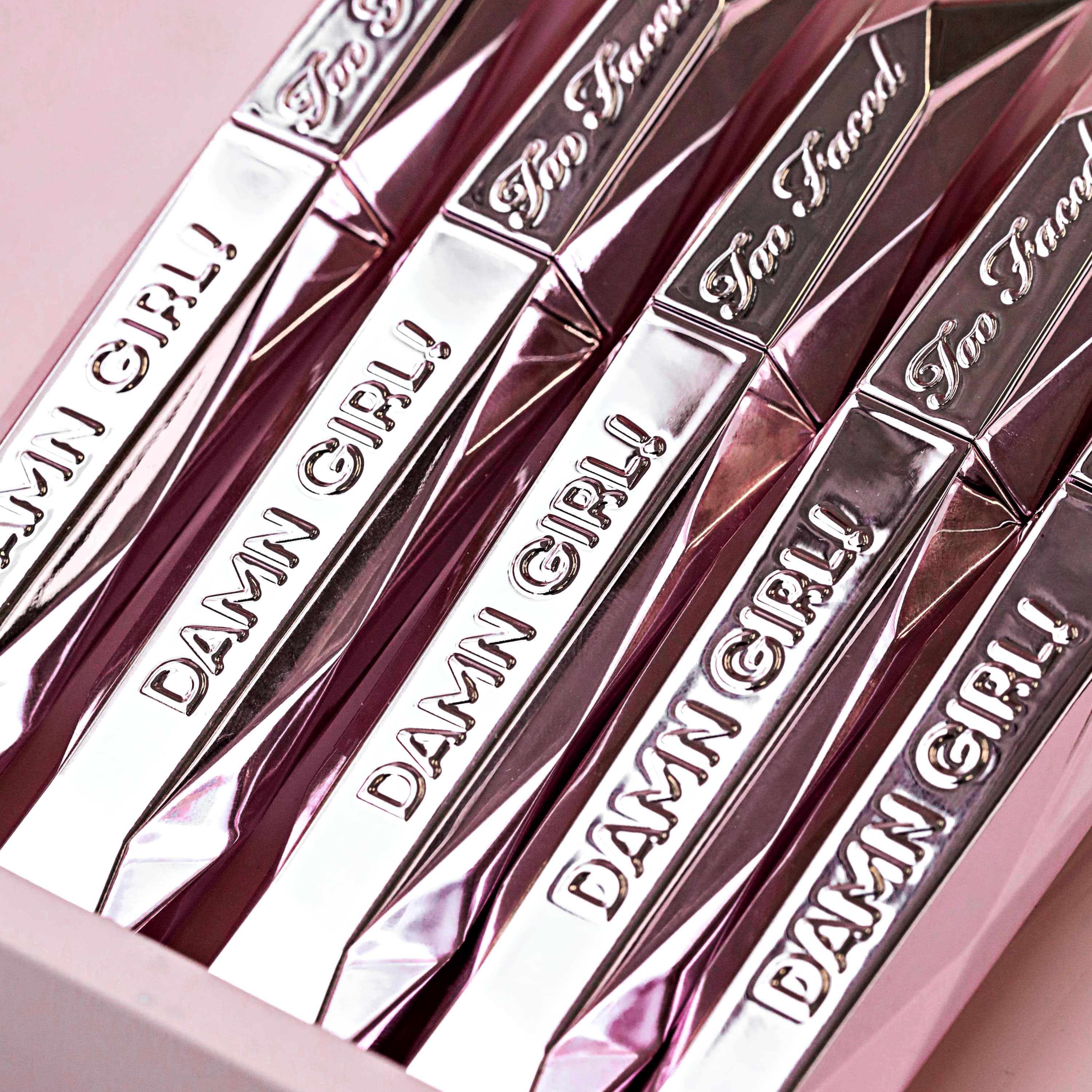 Damn Girl! 24-Hour Mascara